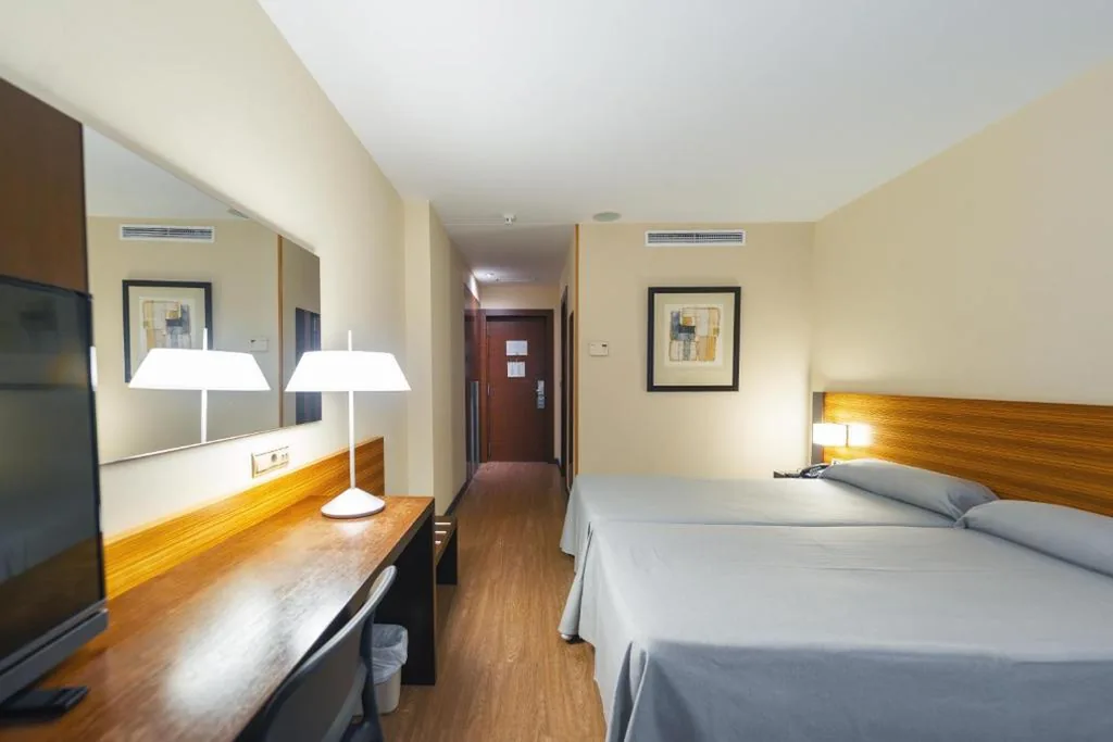 Chambre familiale Confort (3 adultes) — Port Elche