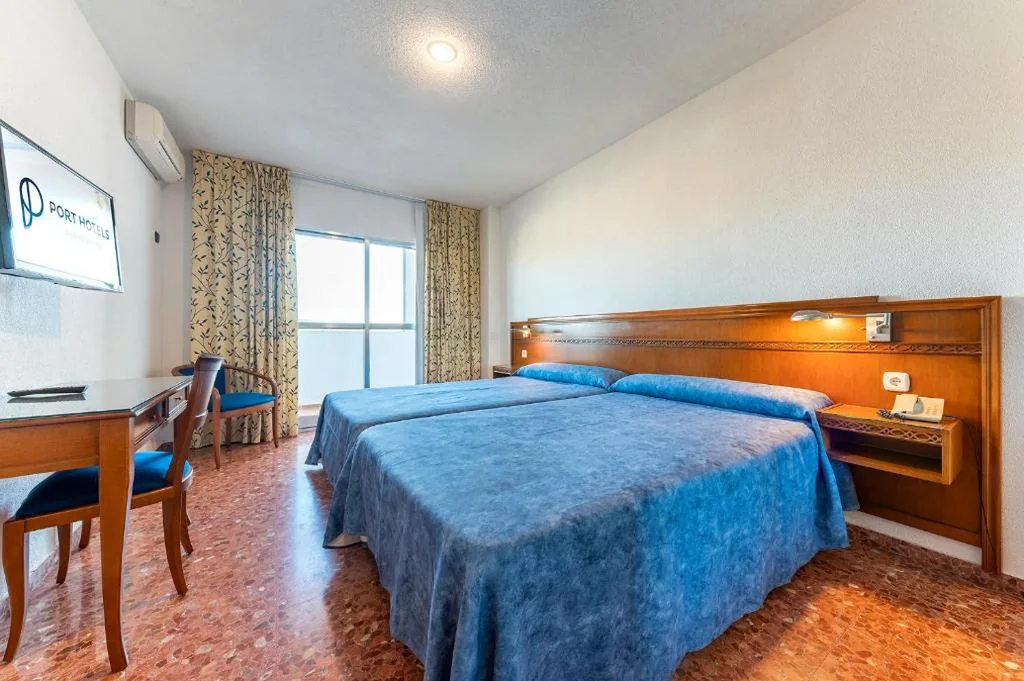 Appartamento con 1 camera da letto (2 adulti) — Port Europa