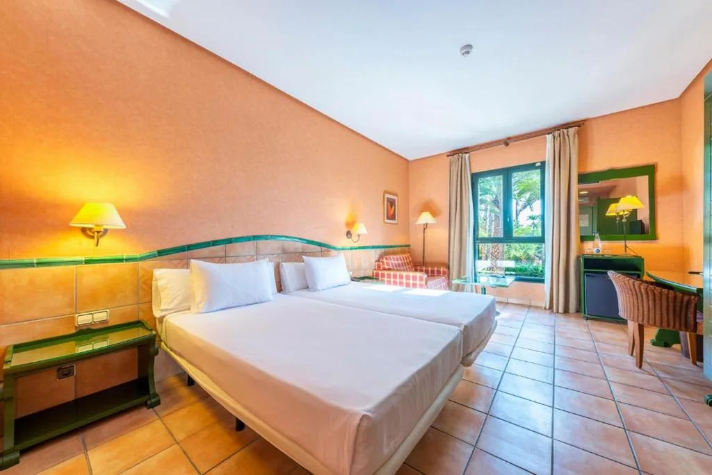 Camera Comfort (2 adulti + 1 bambino) — Port Jardín Milenio