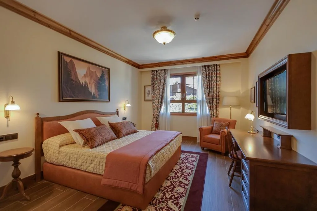 Habitación Superior con acceso a PortAventura Park + 1 acceso a Ferrari Land — PortAventura Hotel Colorado Creek - Includes unlimited access to PortAventura Park & 1 access to Ferrari Land