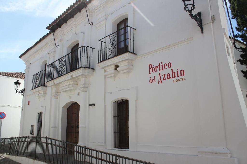 Pórtico del Azahín