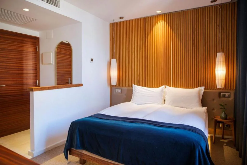 SINGLE ROOM WITHOUT A VIEW — Portixol Hotel & Restaurant