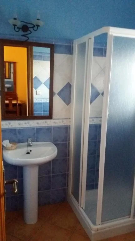 Chambre double avec salle de bains - 1 ou 2 lits — Posada Ana Ponce
