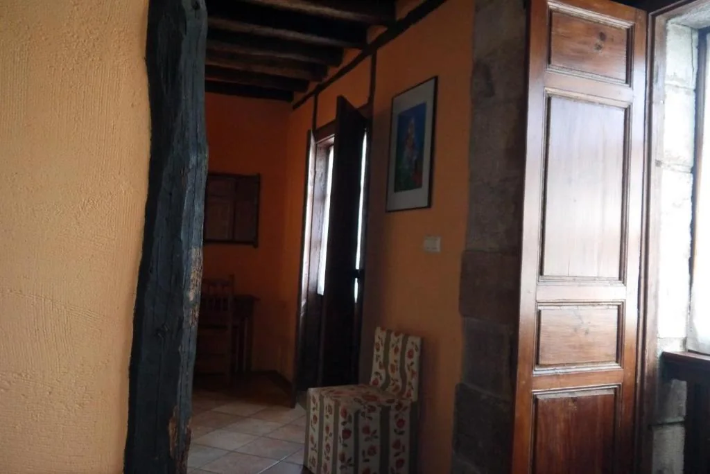 Doppelzimmer mit Balkon – 2 Betten — Posada Corral Mayor