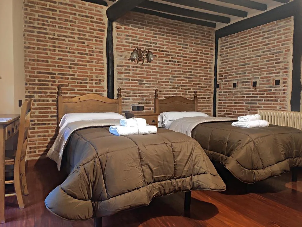 ツインルーム — Posada de Candelario