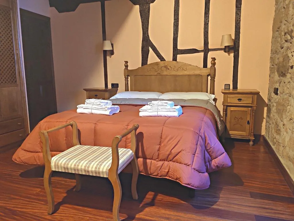 ダブルルーム — Posada de Candelario