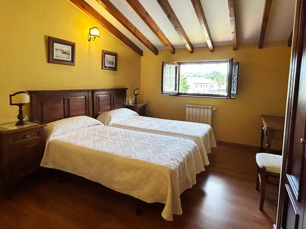 Habitación Doble - 1 o 2 camas — Posada de la Abadia - Adults Only