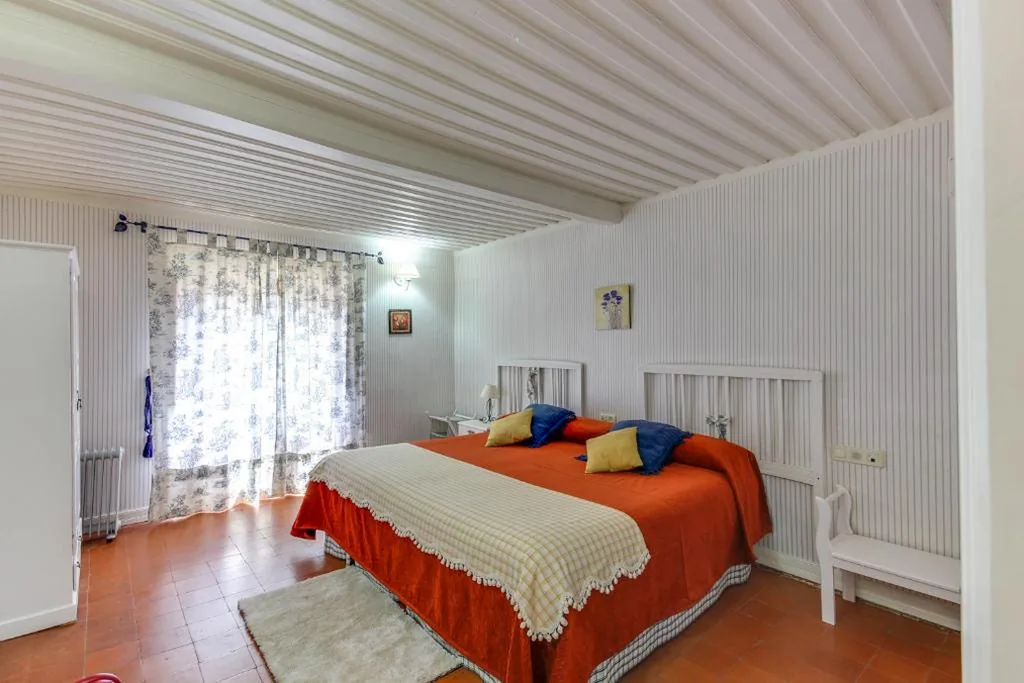 Camera tripla con bagno privato — Posada de Los Aceiteros