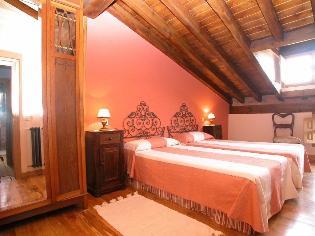 Habitación Doble - 2 camas — Posada de Peredo y Villa