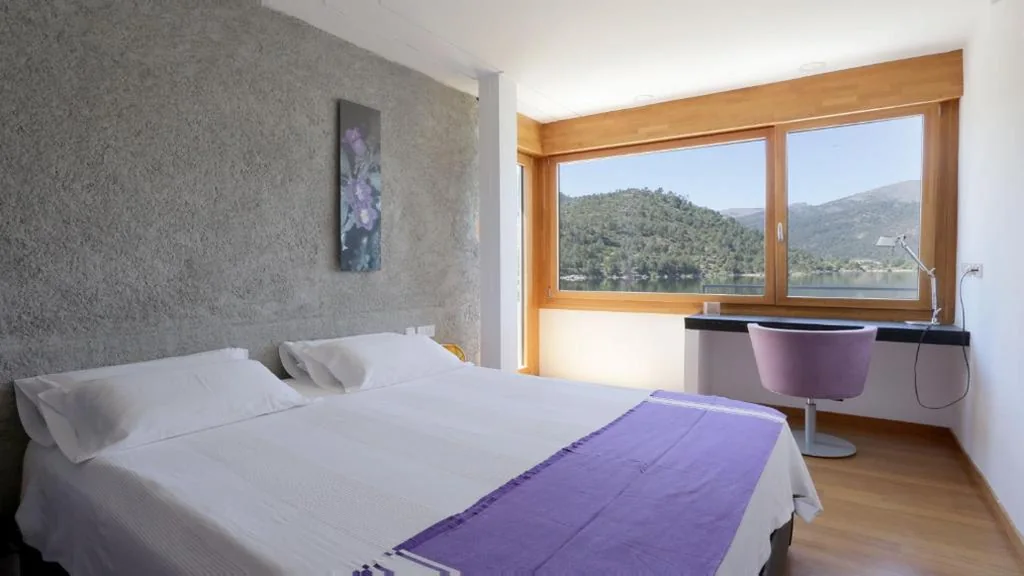 Habitación Doble Superior con vistas al lago — Posada del Agua