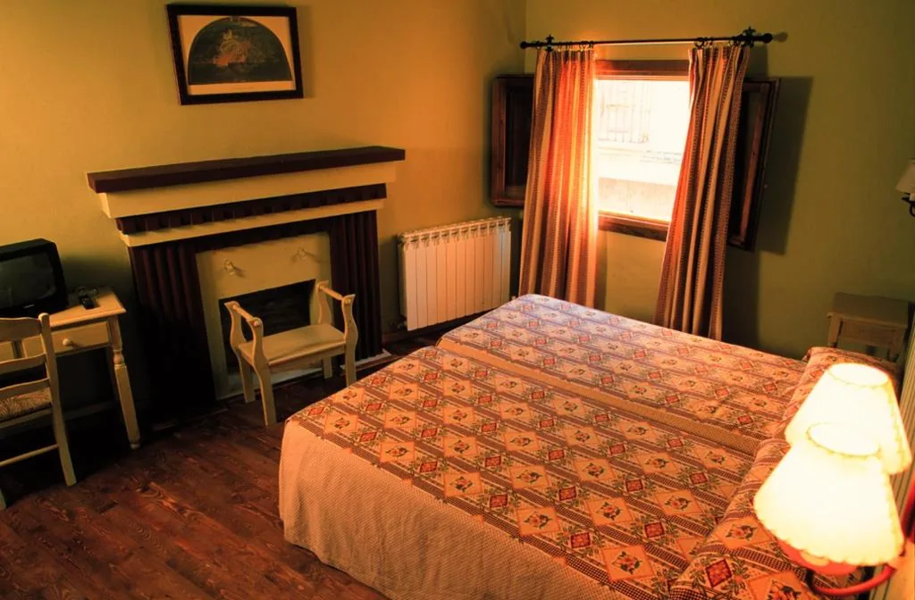 Habitación Doble - 2 camas — Posada del Almudí