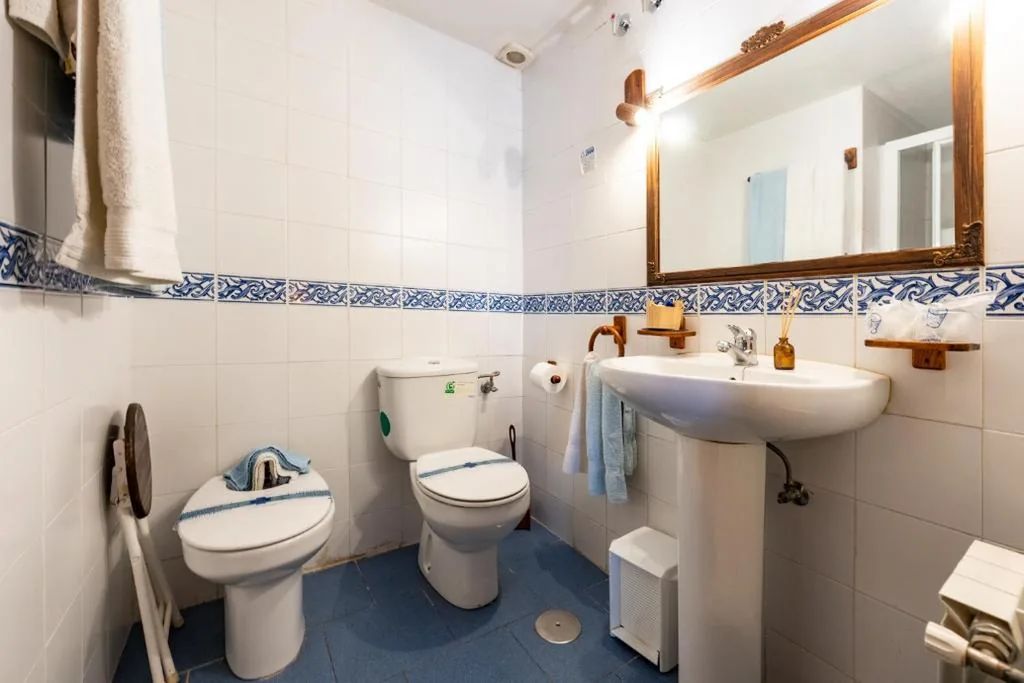 Tweepersoonskamer met eigen badkamer — Posada El Aprisco Manjirón