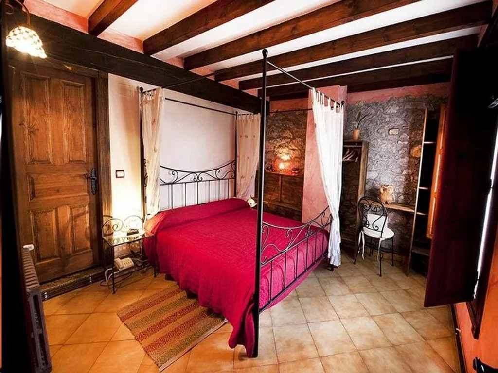 Doppelzimmer mit eigenem Bad – 1 oder 2 Betten — Posada El Pozu la Tejera