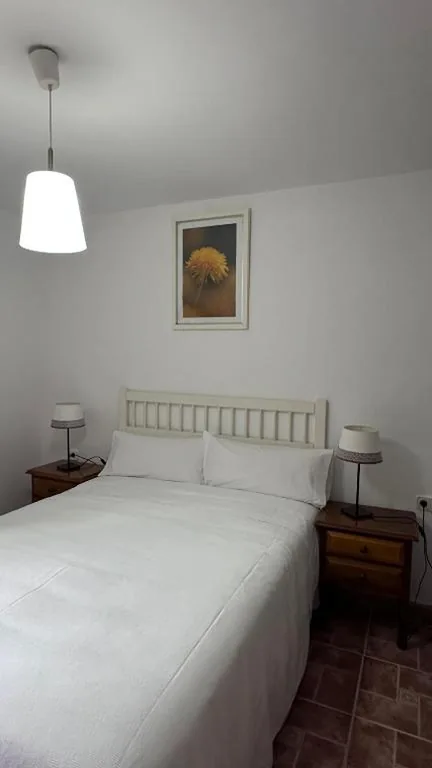 Camera matrimoniale con letto supplementare — Posada El Rincón de Valverde