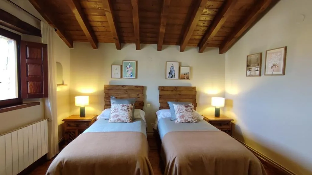 Habitación Doble - 2 camas — Posada La Dalia