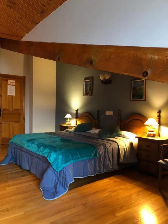 Camera tripla con bagno privato — Posada Los Vallucos