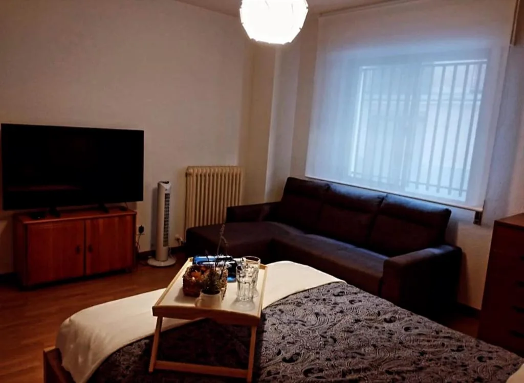 Dreibettzimmer mit Gemeinschaftsbad — Posada Madrileña