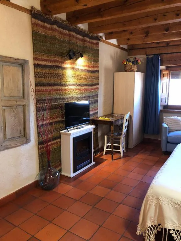 Doppelzimmer mit Bergblick – 1 oder 2 Betten — Posada Real Mingaseda