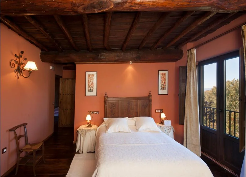 Chambre double avec balcon — Posada Real Ruralmusical