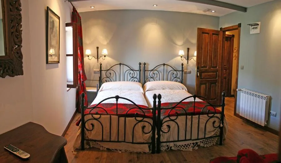 Doppelzimmer - 2 Betten — Posada Restaurante Casa Juanchu