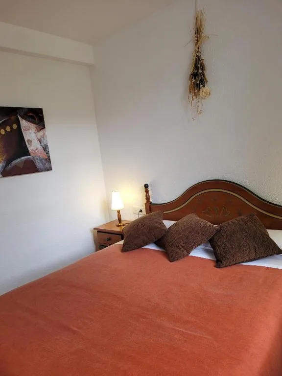 Dreibettzimmer — Posada Sarigarri