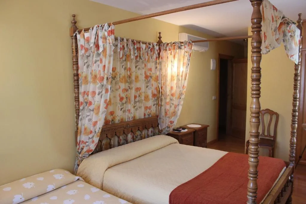 Habitación cuádruple — Posada Sobrevilla