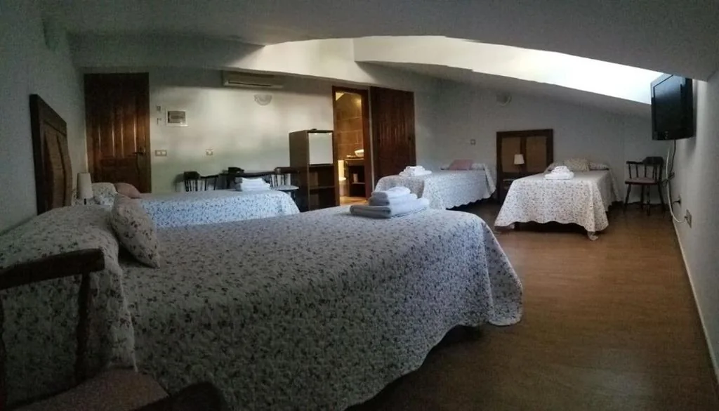Habitación Cuádruple Clásica — posada trastamara