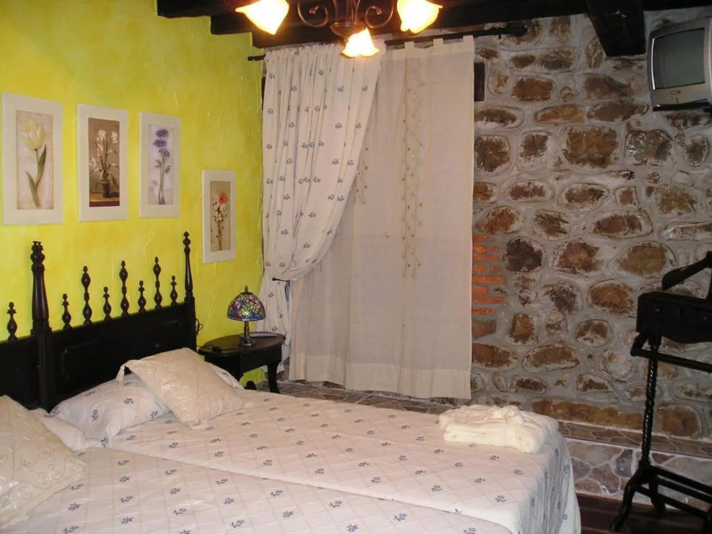 Quarto Duplo - 1 ou 2 camas — Posada Trisileja