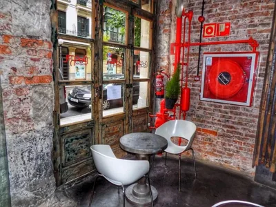 Poshtel Bilbao - Premium Hostel — 写真 11