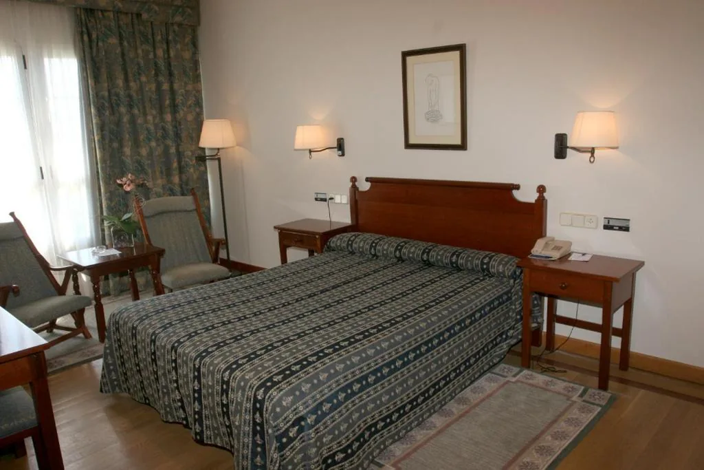 Suite mit Doppelbett — Pousada de Portomarín