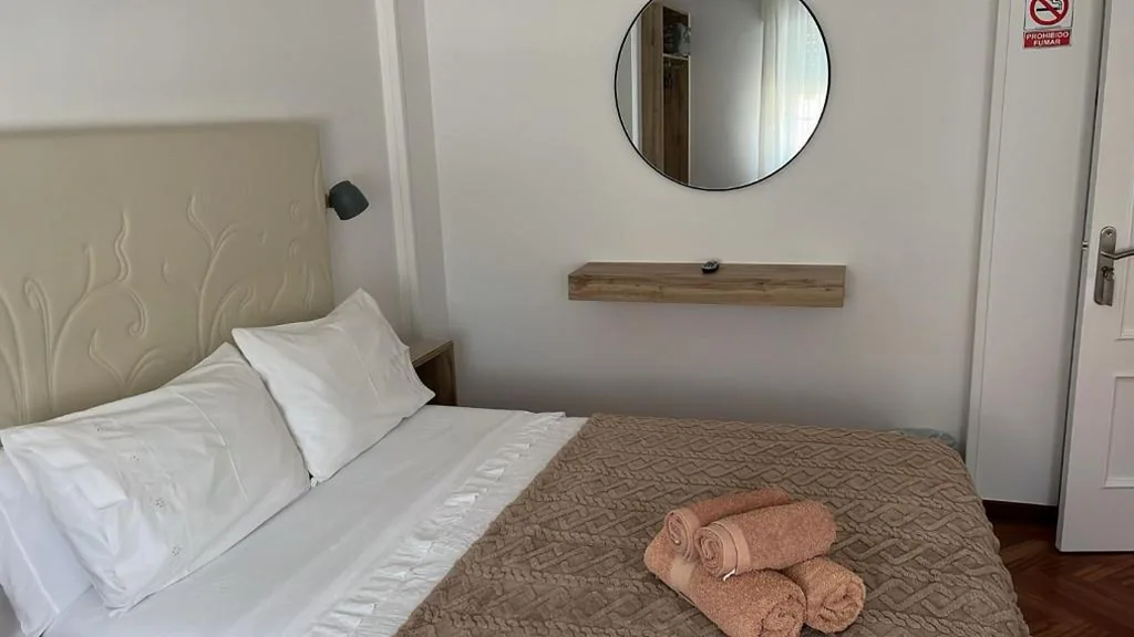 Chambre double avec salle de bains privative — PR Una Estrella Dorada