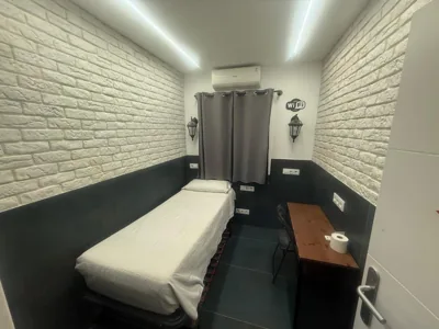 Practical room: Barcelona-Fira-Airport — 写真 9