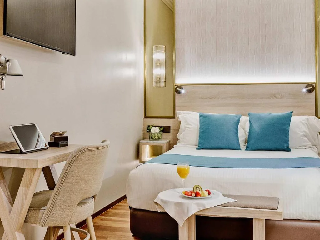 Habitación Individual — Preciados