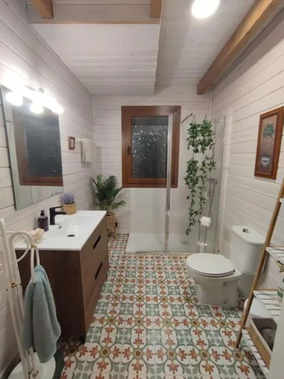 Preciosa cabaña con jardín y barbacoa — Foto 3
