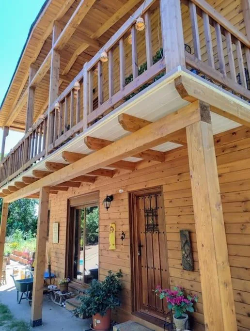 Villa — Preciosa cabaña con jardín y barbacoa