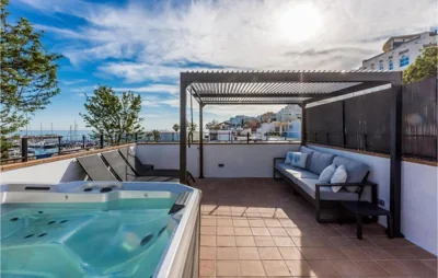 Preciosa Casa En Marbella Con Cocina — foto 2