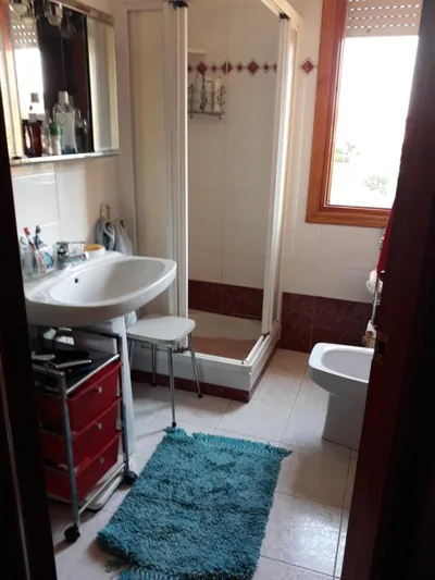 Preciosa casa independiente con piscina cubierta y gran jardín privados — foto 3