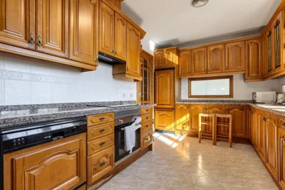 Preciosa villa para grupos grandes con piscina y BBQ — foto 5