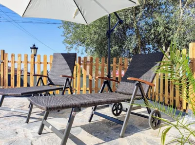 Preciosa villa para grupos grandes con piscina y BBQ — foto 9