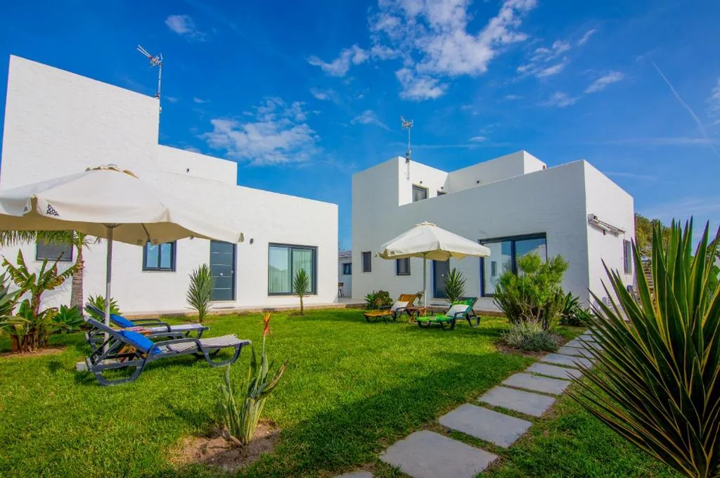 Villa con 2 camere da letto — Preciosas villas con jardín y vistas al faro, a 700m de la playa