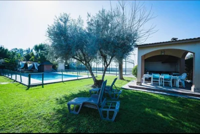Precioso chalet con piscina y pista de padel — 写真 4