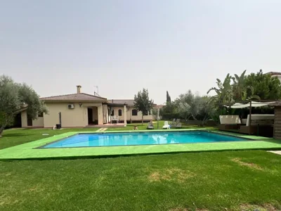 Precioso chalet con piscina y pista de padel — 写真 11