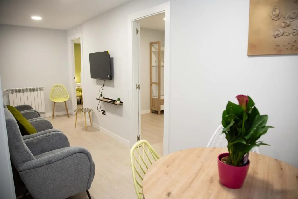 Deluxe appartement met 3 slaapkamers — Pregonero Urban Suites - Verde