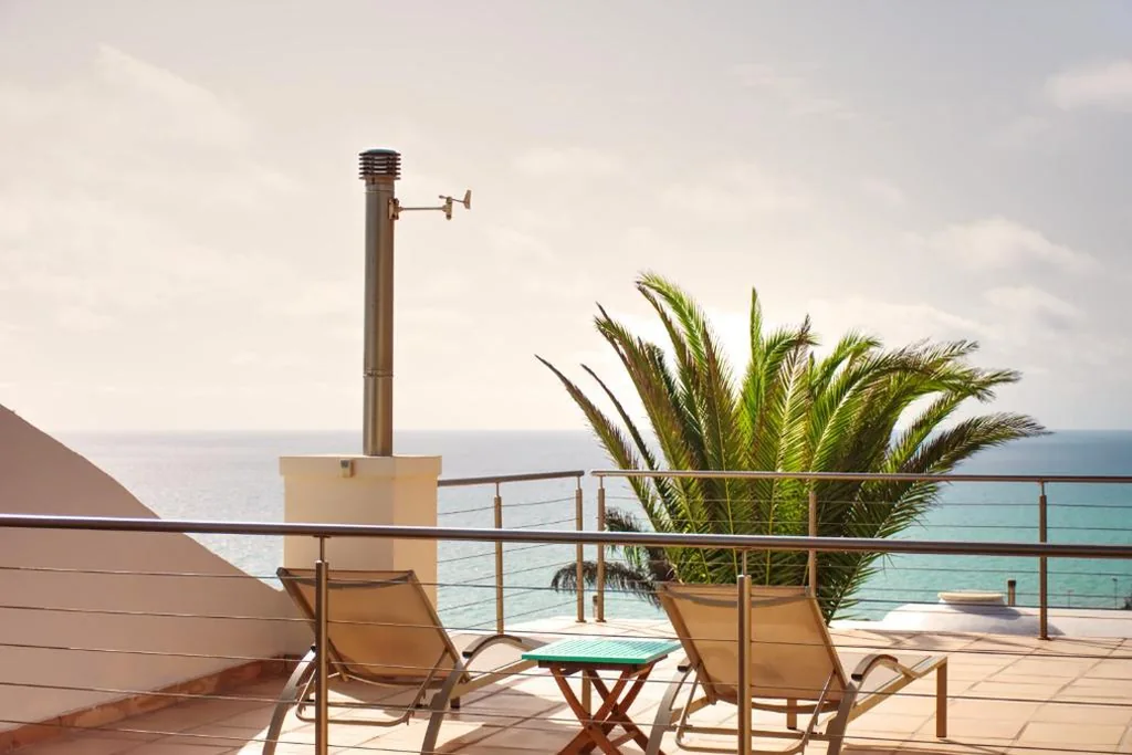 Moradia em frente à praia — Premium VILLA Isabel 1