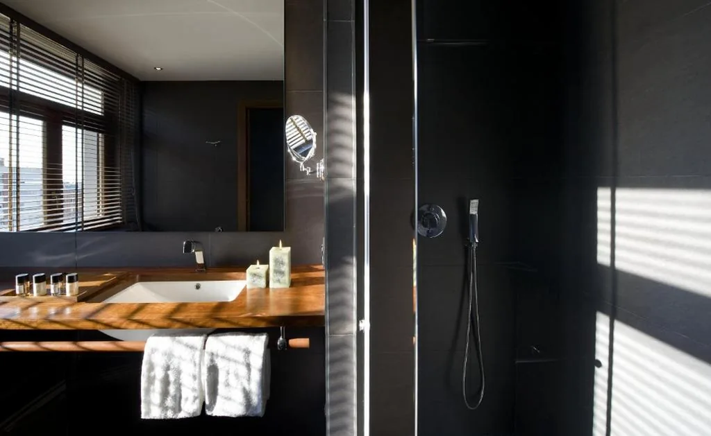 Habitación Doble Pequeña — Primero Primera