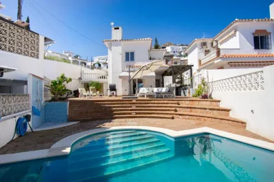 Private Beach Villa for 6 with Seaview, Pool & big Sun Terrace — foto 4