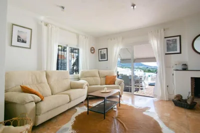 Private Beach Villa for 6 with Seaview, Pool & big Sun Terrace — foto 6