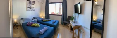 Private Bedroom in a Host's Home with Shared Pool — foto 5