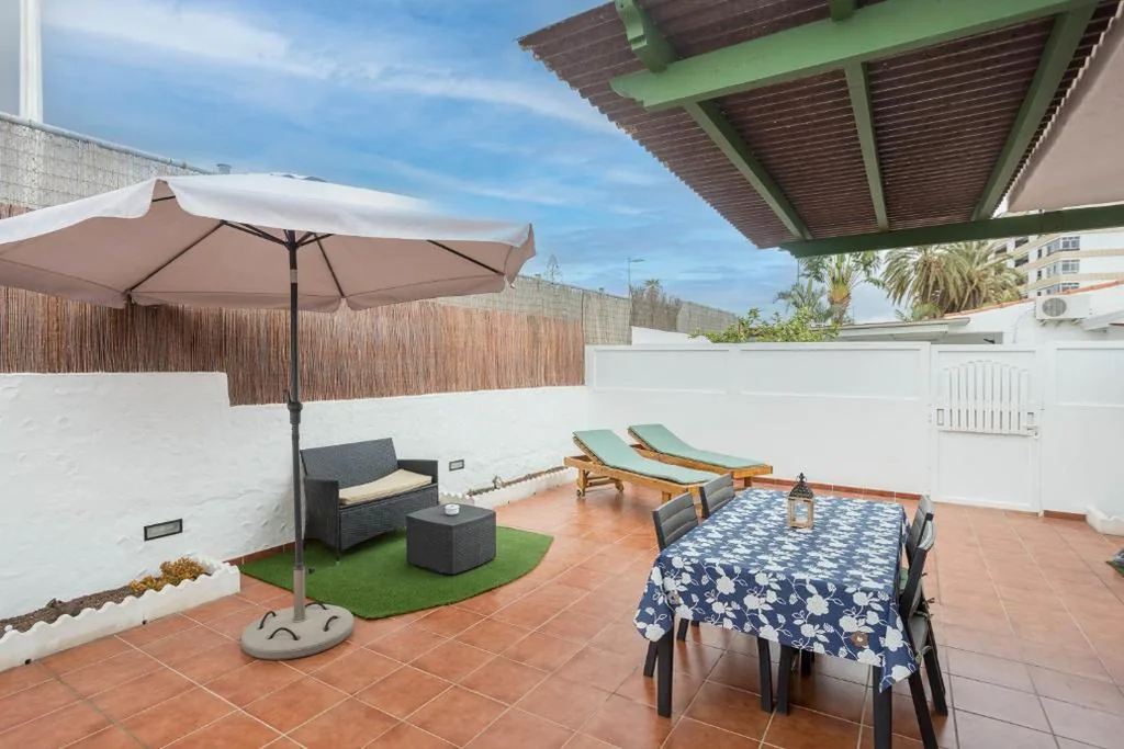 One-Bedroom Bungalow — Private Chill-out Terrace Bungalow - Pool