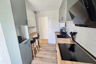 Private Rooms Easy Access to Airport & City Center — Foto 4